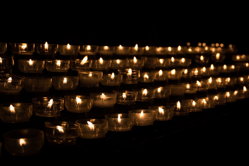 funeraire-FREJUS-min_candle-1068948